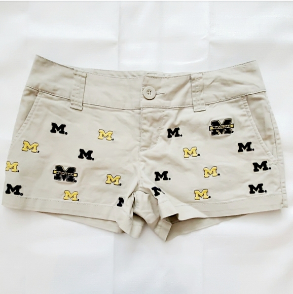 Michigan Shorts Girls E5 College Classic Michigan Shorts Poshmark Download the perfect college girls pictures. poshmark
